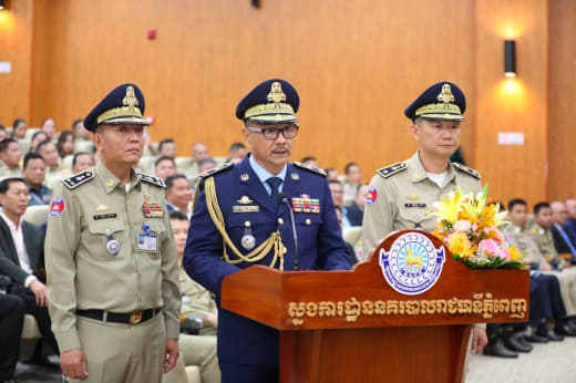 今天上午，前西港省警察局长尊那林在金边正式就任金边市警察局长。